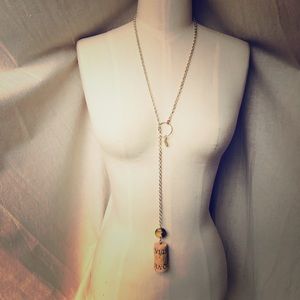 Love-of-Wine Loophole Necklace